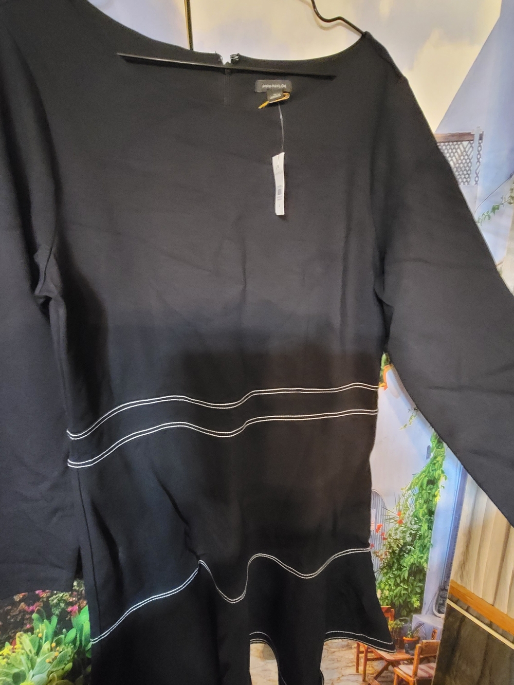 Ann TAYLOR Black Long Sleeve Mini Dress with Contrast Stitching. 1970 Mini Look